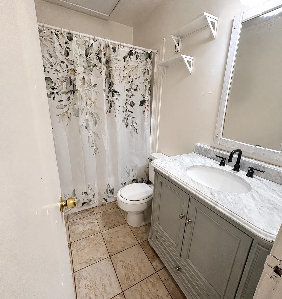 2 bed, 1000 sqft, $1,100 — Photo 3