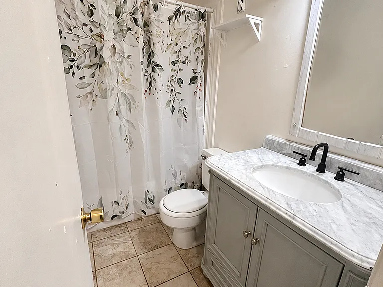 55 Merrimac Dr — Photo 3