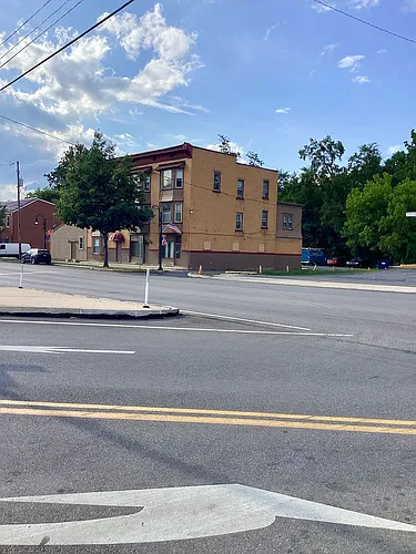 111 Broad St Photo 1