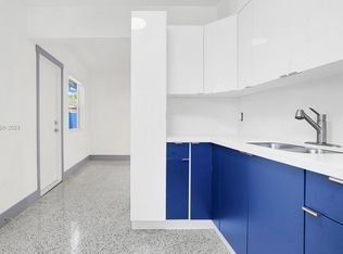 121 NW 74th St APT 3, Miami, FL 33150