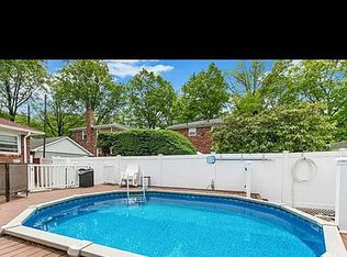 41 Minna St, Staten Island, NY 10304