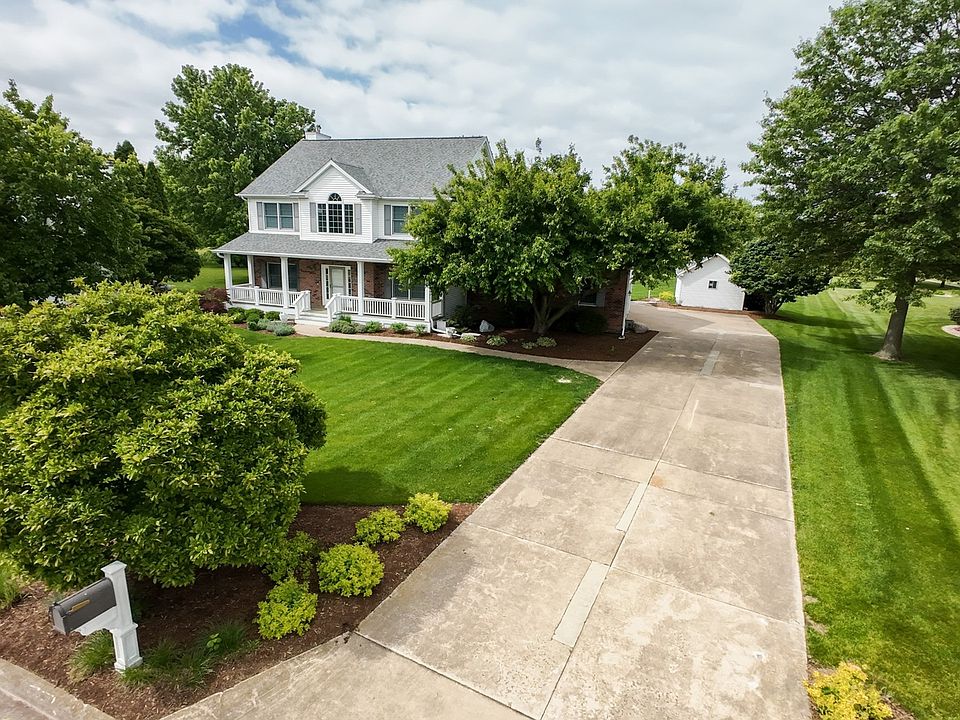 1st image of 1816 Cardinal Ct