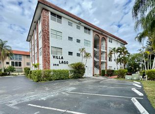 3910 Crystal Lake Dr APT 301, Pompano Beach, FL 33064