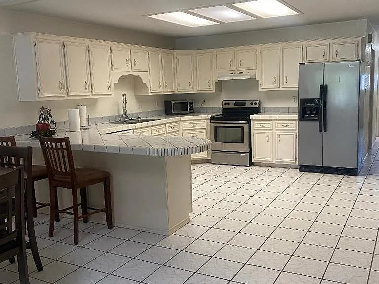 112B E Constellation Dr #B — Photo 10