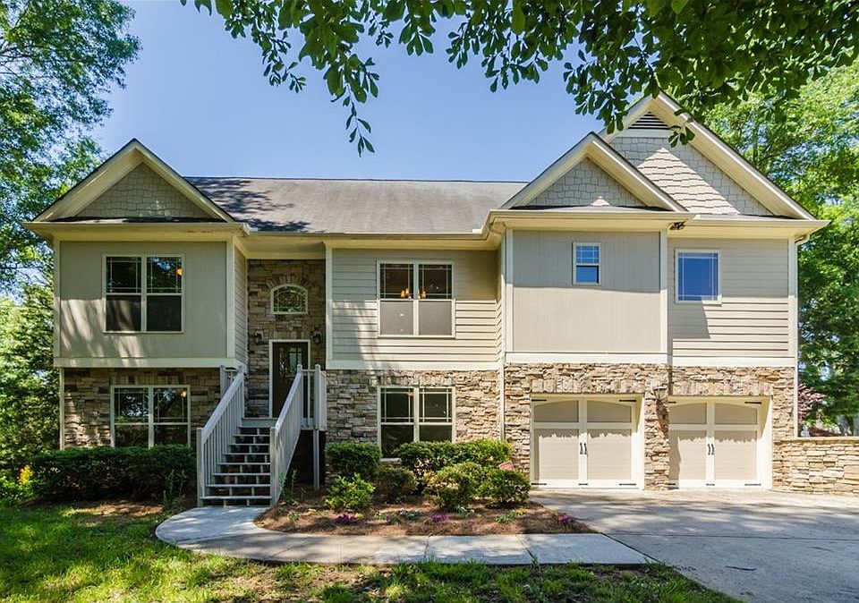 1st image of 2439 Jewell Dr
