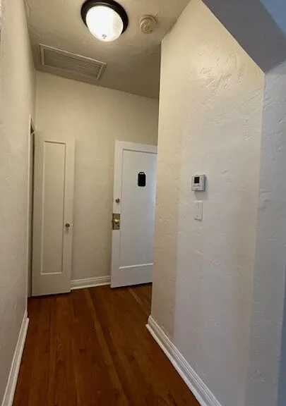 444 N Sycamore Ave #8 — Photo 11