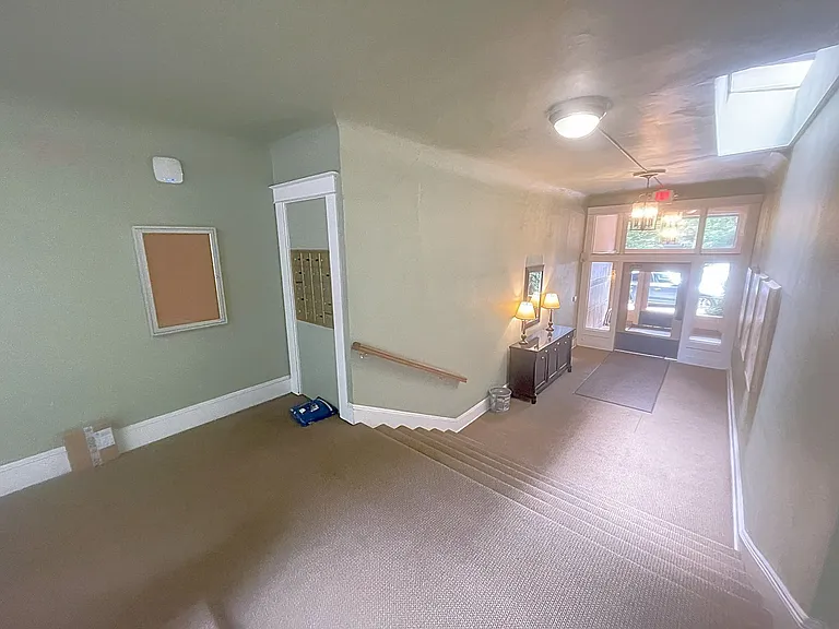 621 NW 23rd Ave — Photo 6