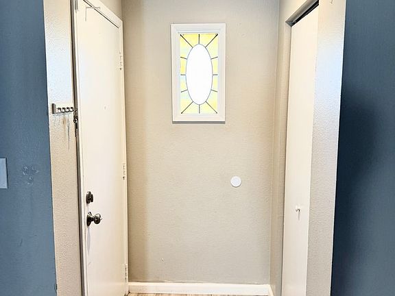 4th image of 1425 E Desert Cove Ave Unit 2