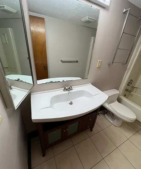808 Pinewood Ct #808 — Photo 10