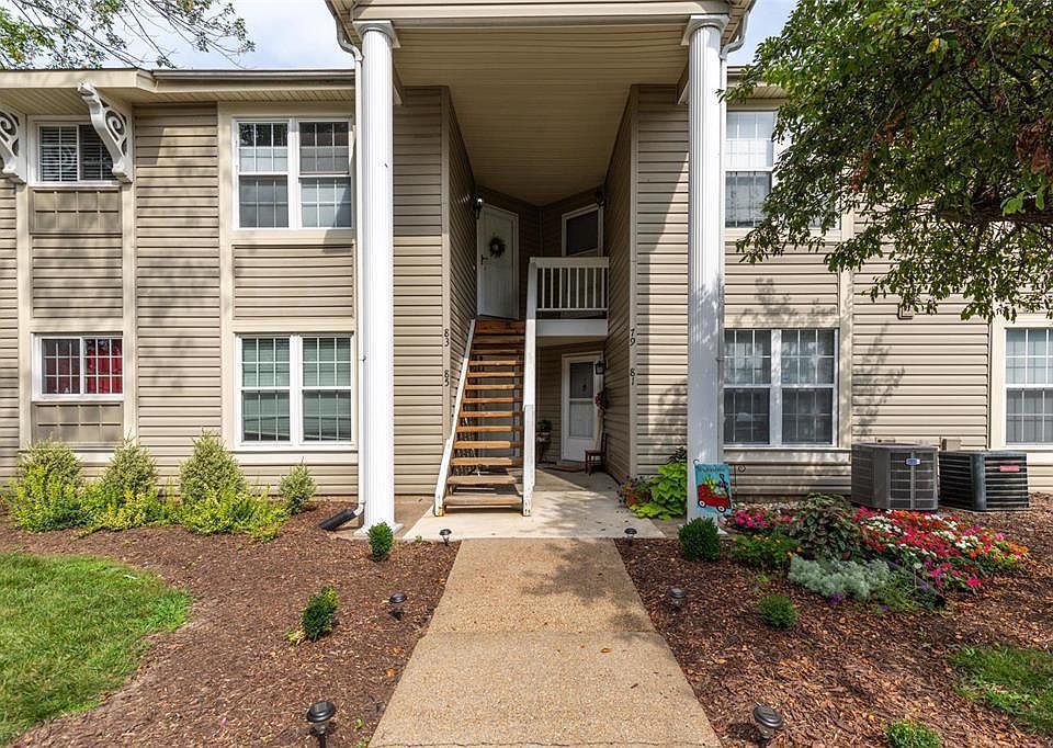 1st image of 85 Sugar Glen Ct Unit 1