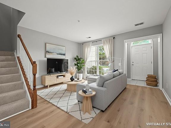 2nd image of 222 Fallsgrove Blvd #2
