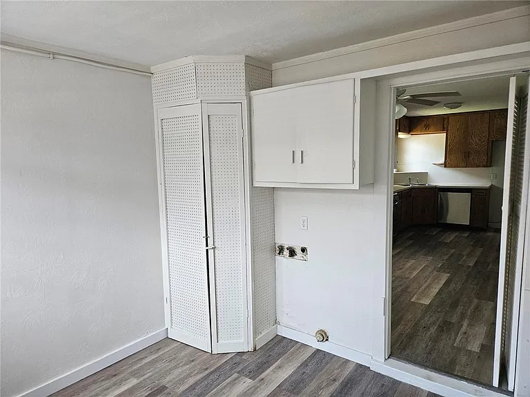 115 Holly Dr — Photo 14