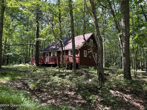 4 Cherry Hill Ter, White Haven, PA 18661