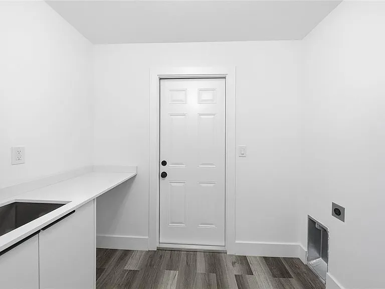 15468 Chamberlain Blvd — Photo 20