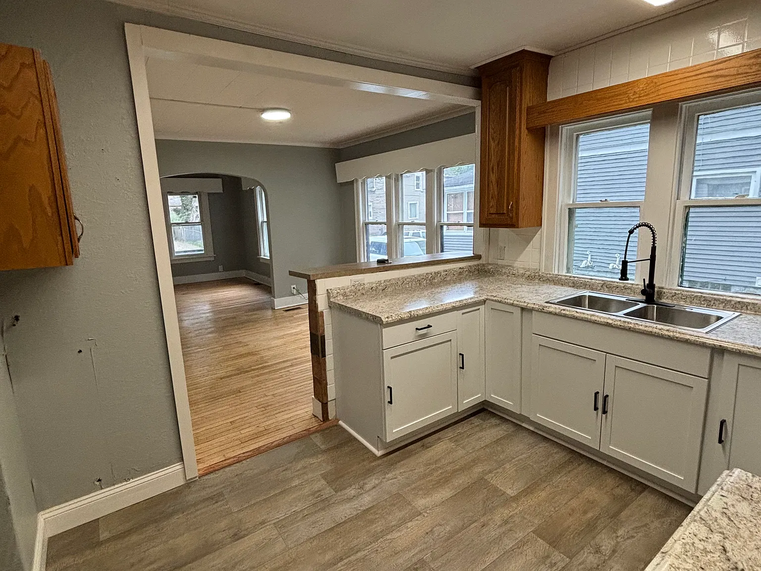 4 bed, 1110 sqft, $1,425 — Photo 3