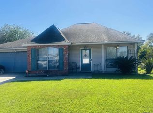 40363 Hawthorne Dr, Darrow, LA 70725