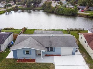 1655 Roundtree Rd, Holiday, FL 34690