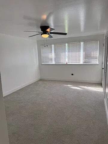 3 bed, 1000 sqft, $2,150 — Photo 3