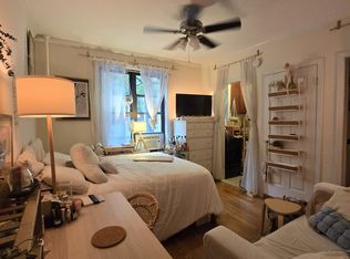 34 E 11th St APT 2D, New York, NY 10003