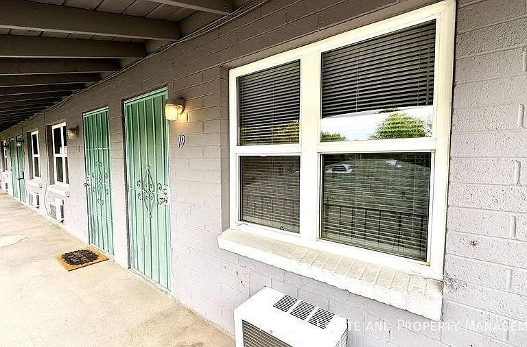 829 N 4th Ave #19 — Photo 5
