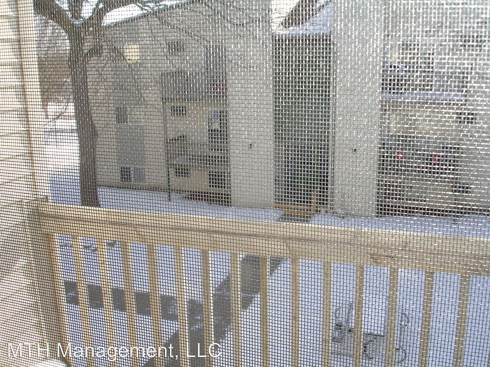1st image of 634 Morse St #634