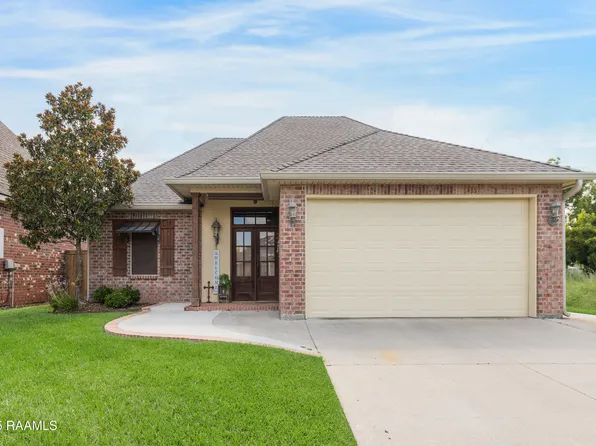 103 S Lakepointe Dr, Lafayette, LA 70506