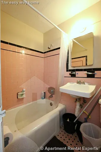 48 Kirkland St Photo 1