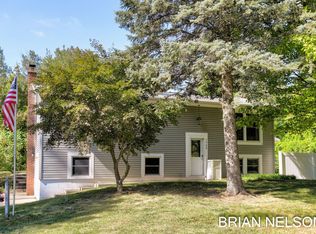 3988 Beeline Rd, Holland, MI 49423