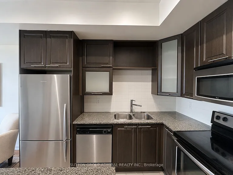 500 Sherbourne St #1205 — Photo 3