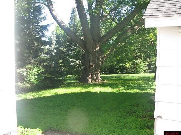3rd image of 422 W Allyn St