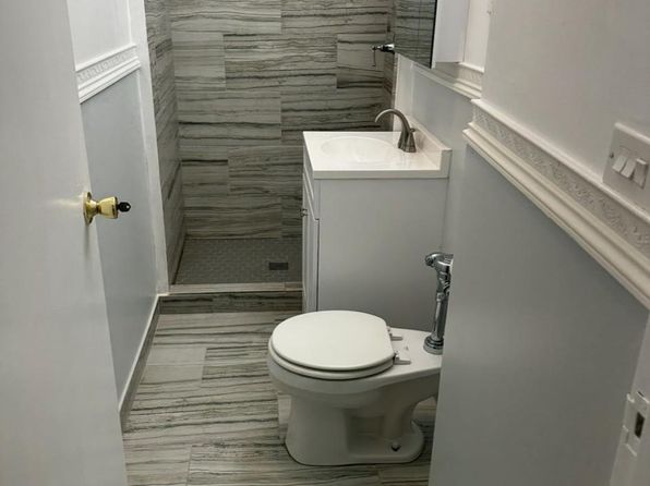 7 Division St APT 2A