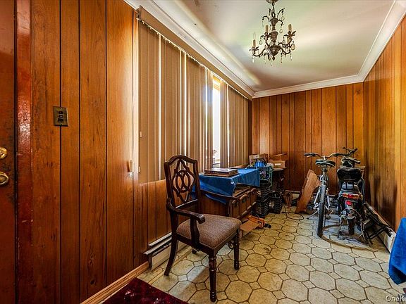 2nd image of 535 Edison Avenue