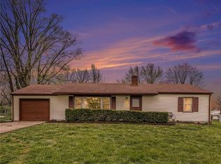 9919 E 38th St, Kansas City, MO 64133