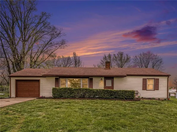 9919 E 38th St, Kansas City, MO 64133