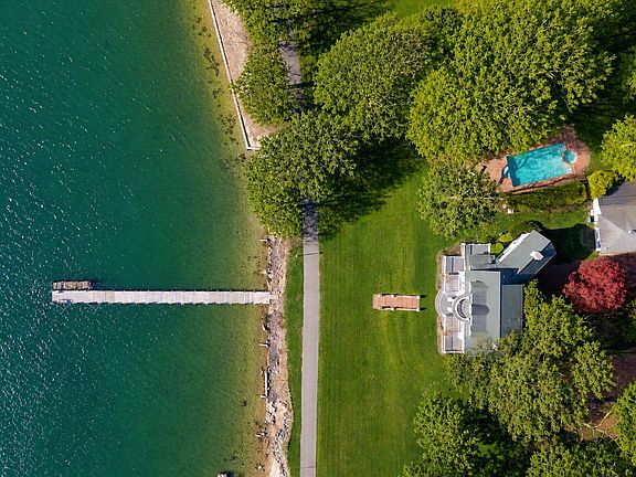 4th image of 6 Harbor Ln