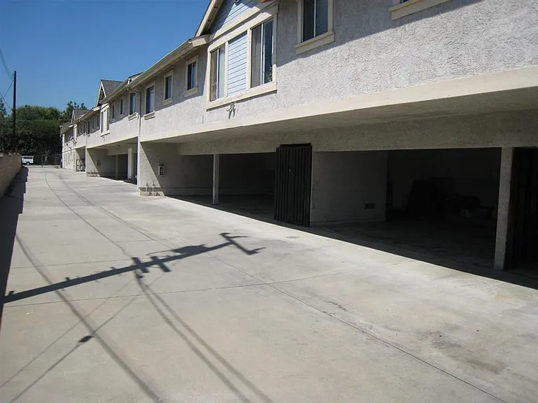 SAN6240 — Photo 17
