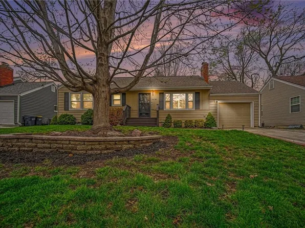 5630 Beverly Ln, Mission, KS 66202