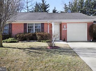 18017 Pin Oak Rd, Hagerstown, MD 21740