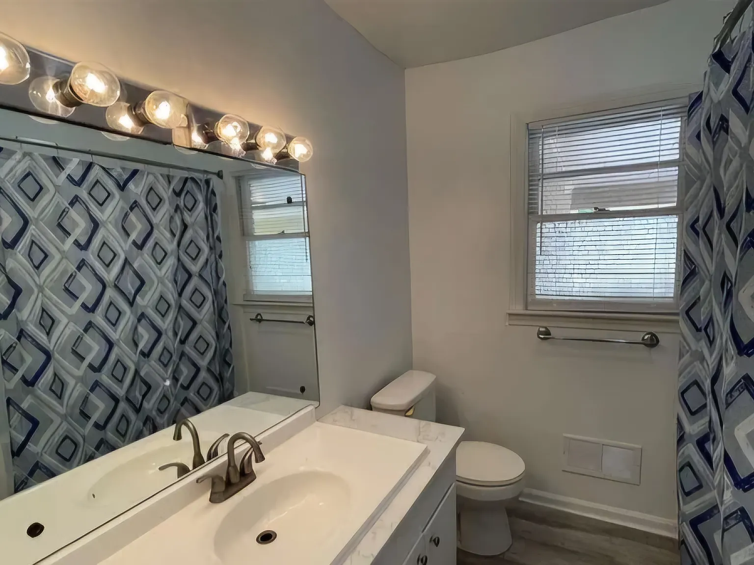 708 Cashua St — Photo 3