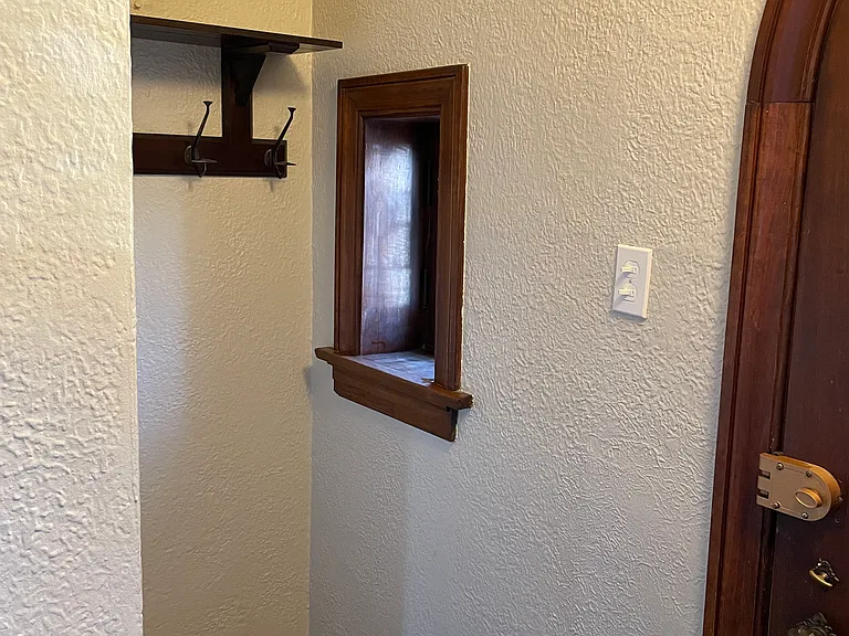7812 Cornell Ave — Photo 3
