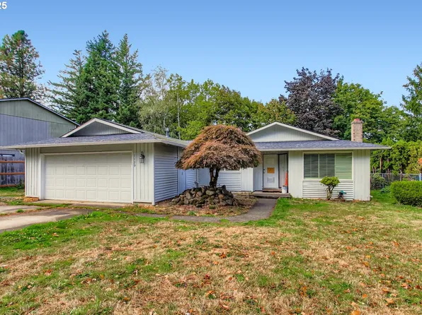 1129 SE 26th St, Troutdale, OR 97060