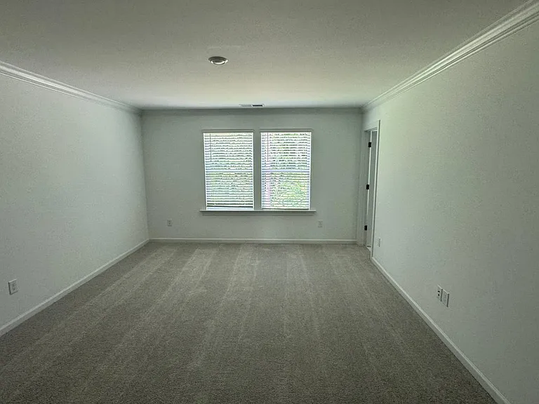 8815 Malmesbury Ln — Photo 25