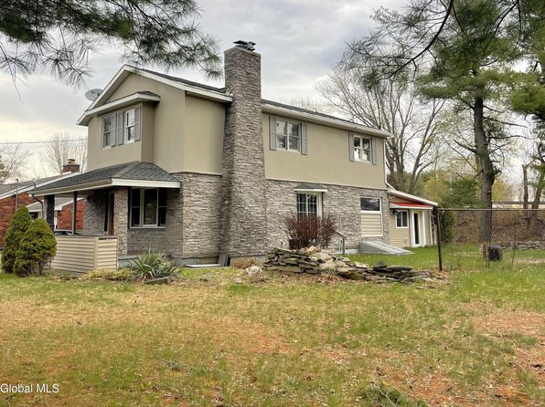 196 Conqua Lane, Rotterdam, NY 12306