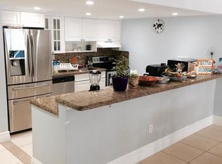 9737 SW 92nd Ter, Miami, FL 33176