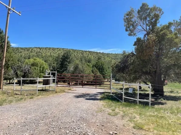 140 Agua Chiquita Rd, Sacramento, NM 88347