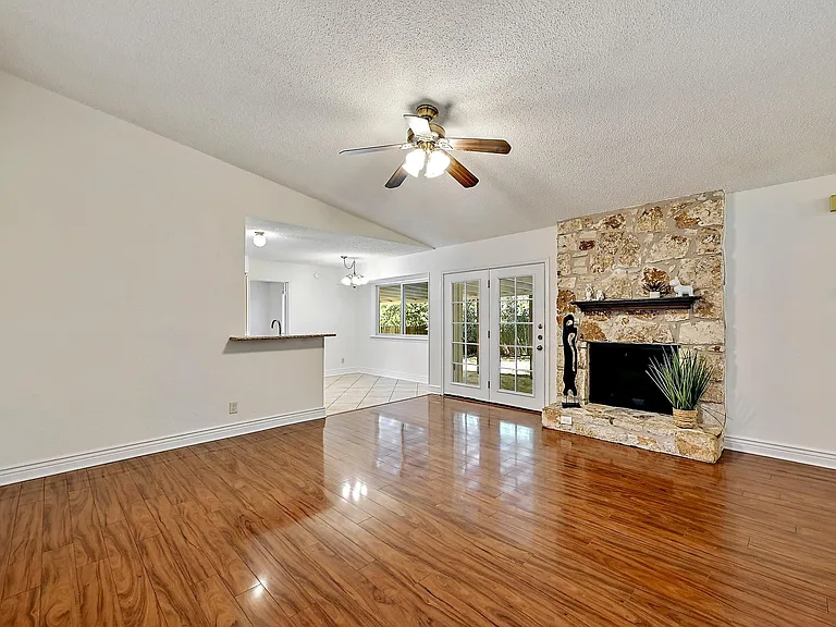 3707 Tarragona Ln — Photo 12
