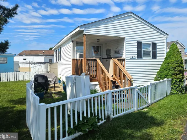 107 Denny Ln #106, Ocean City, MD 21842