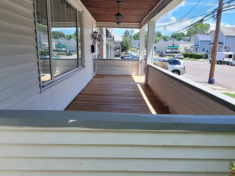 1325 Wyoming Ave — Photo 3