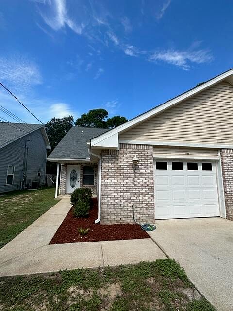 1st image of 2169 Tom St Unit 2169