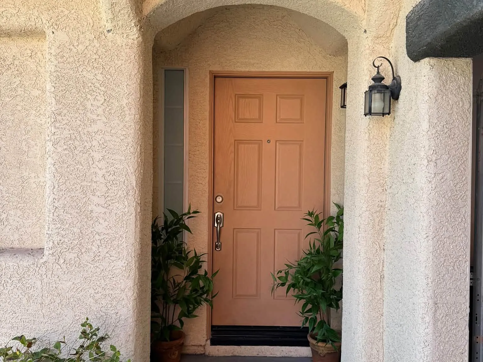 3 bed, 2.5 bath, 1909 sqft, $2,485 — Photo 2